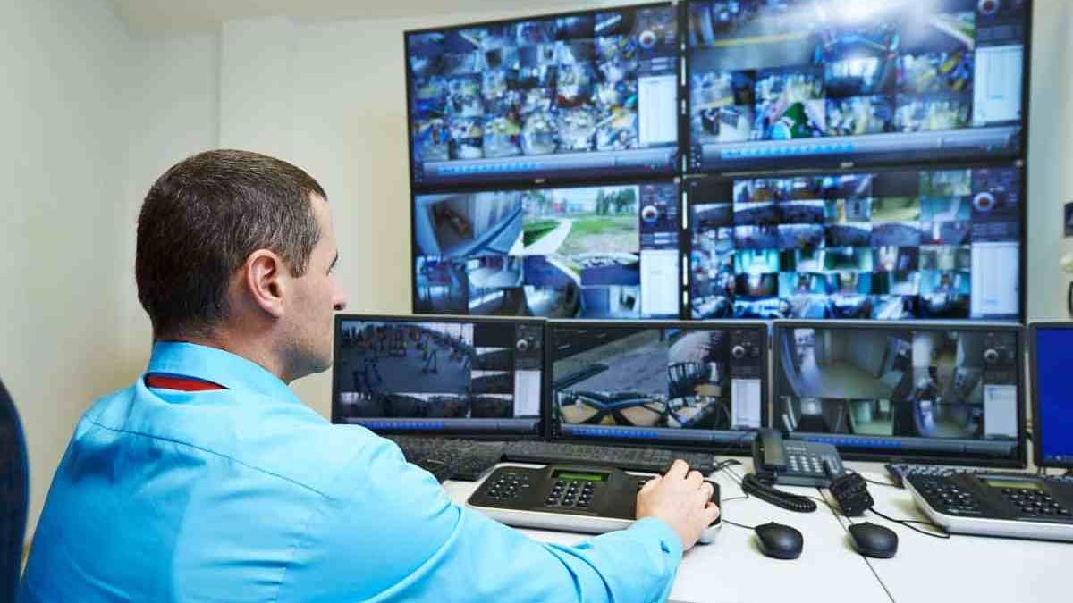 Integrating Video Monitoring with Access Control Systems for Comprehensive Security