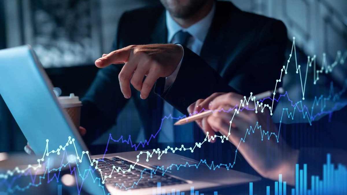 Why Every Business Needs a Forex Consultant