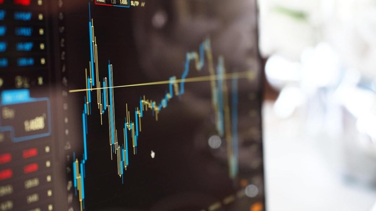 Training AI Detectors: Dataset Limitations and Bias Issues